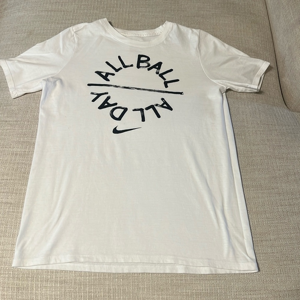 Nike Tee Large